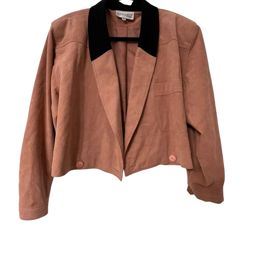 Vintage Blazer with Black Collar